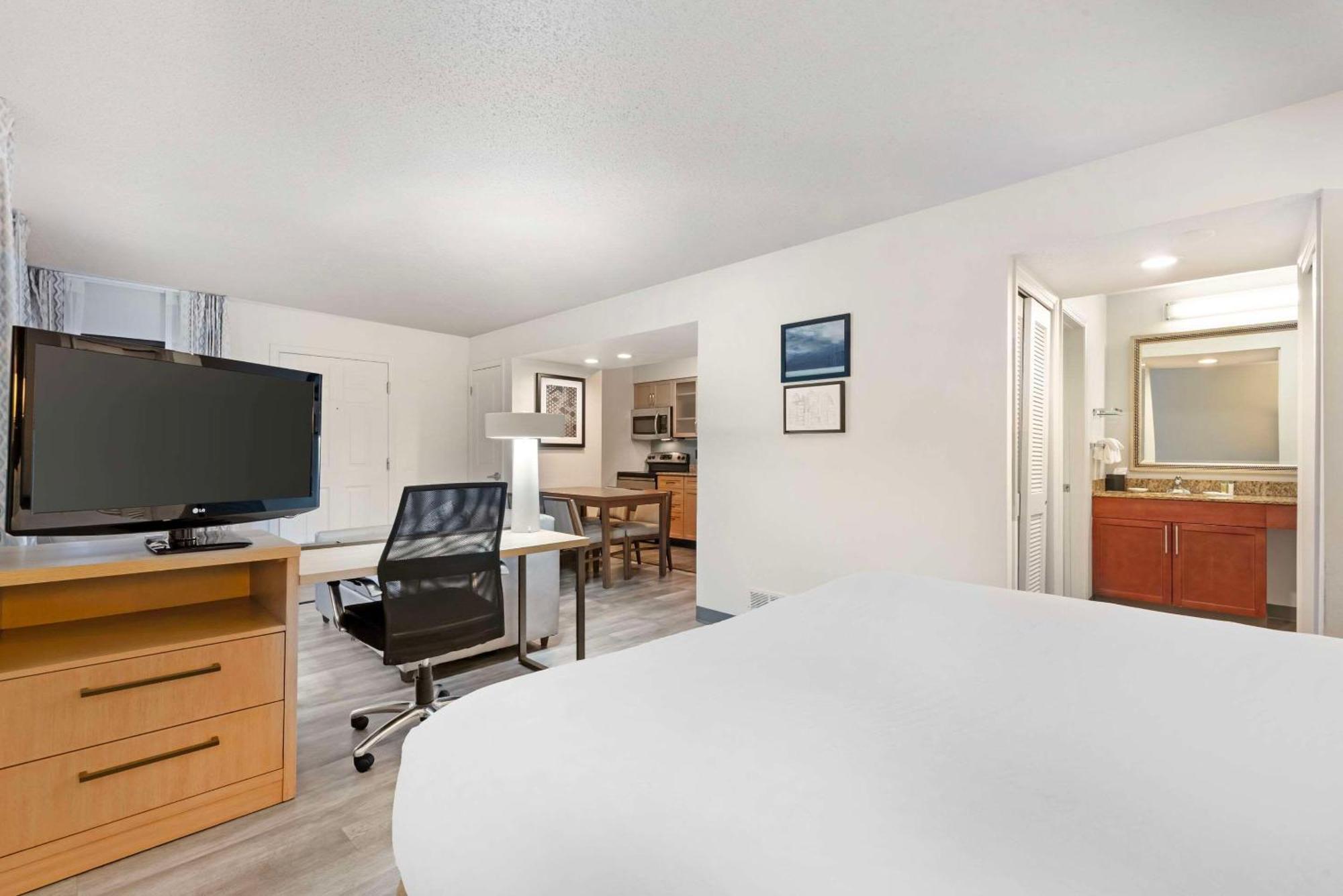 Mainstay Suites St Louis - Galleria Richmond Heights Екстер'єр фото
