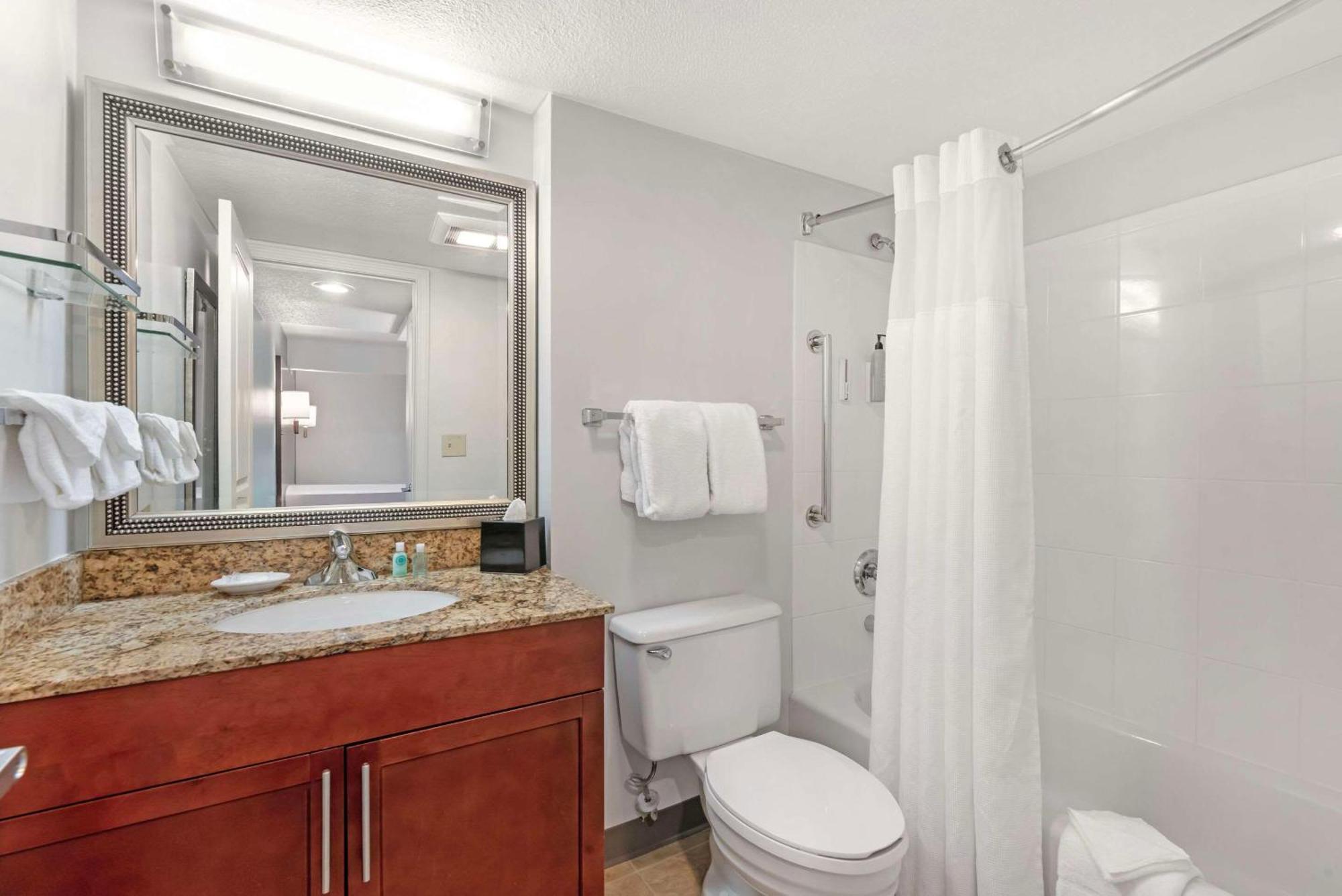 Mainstay Suites St Louis - Galleria Richmond Heights Екстер'єр фото