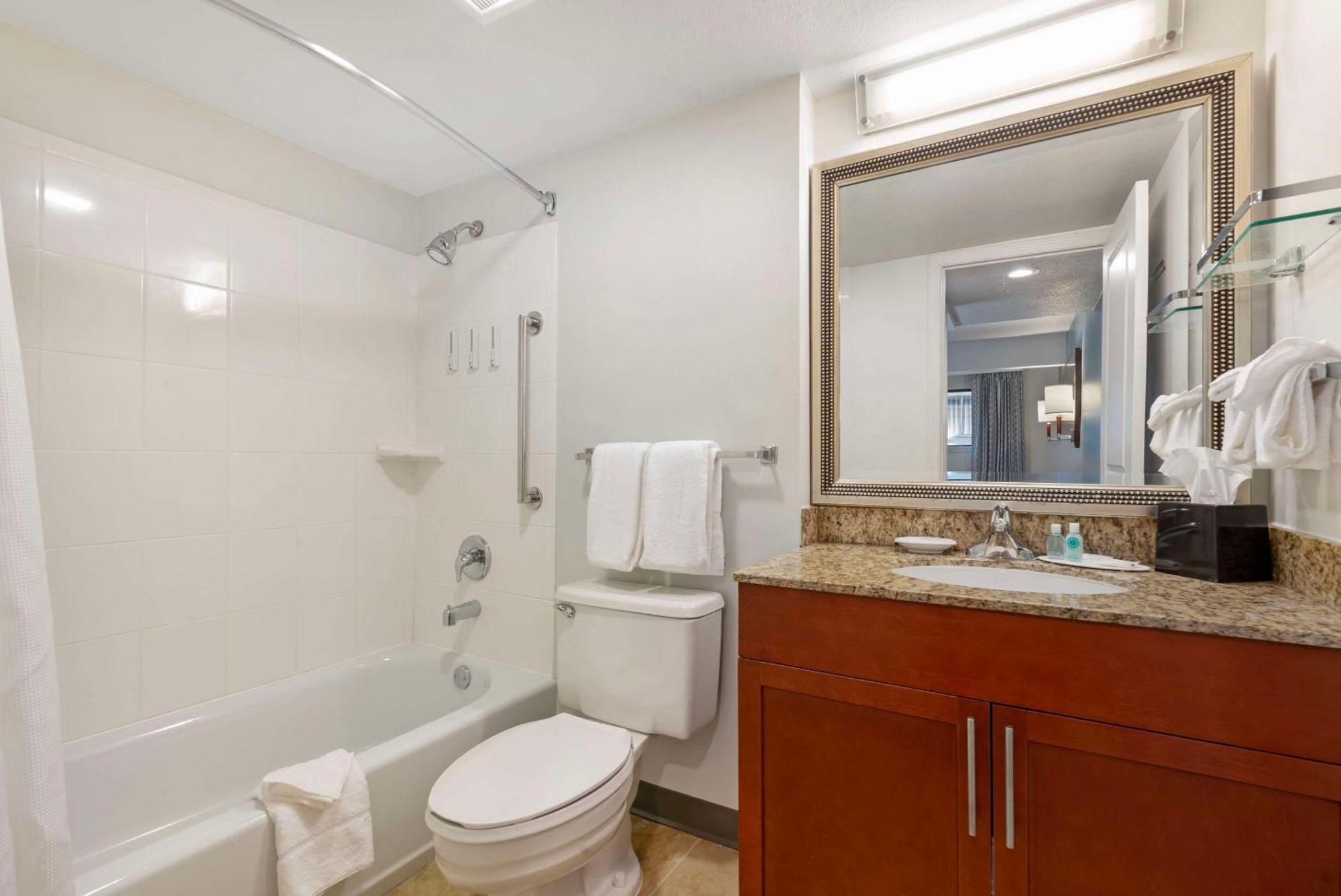 Mainstay Suites St Louis - Galleria Richmond Heights Екстер'єр фото