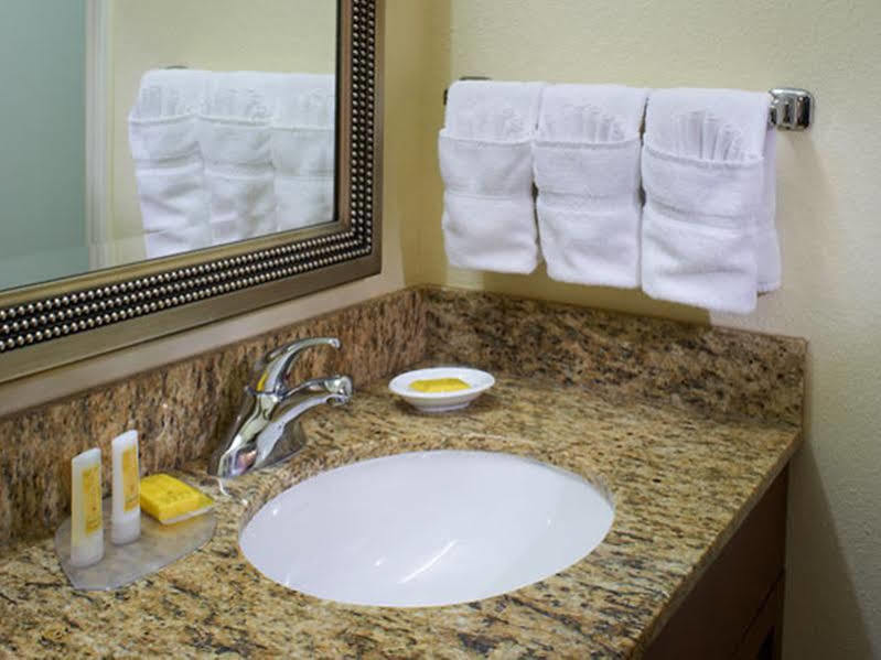 Mainstay Suites St Louis - Galleria Richmond Heights Екстер'єр фото